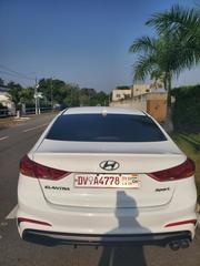 Hyundai Elantra 2018 White for sale