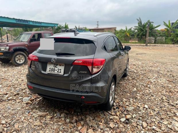 Honda HR-V LX AWD 2018 Gray