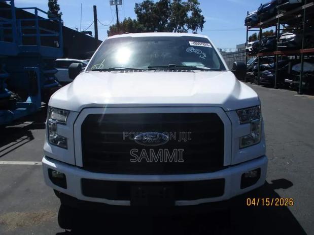 Ford F-150 XL 4x2 SuperCab Styleside 6.5 ft. box 145 in. WB 2017 White