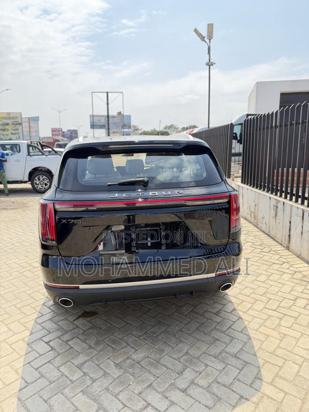 New Jetour X70L Luxury 2026 Black