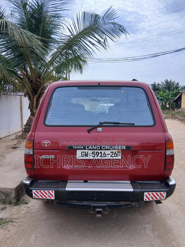 Toyota Land Cruiser 90 1997 Red