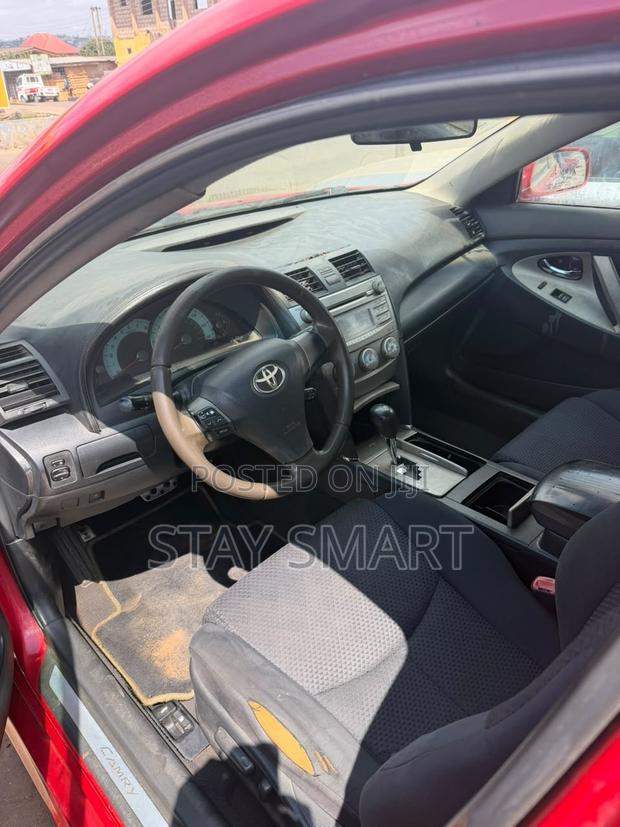 Toyota Camry 2011 Red