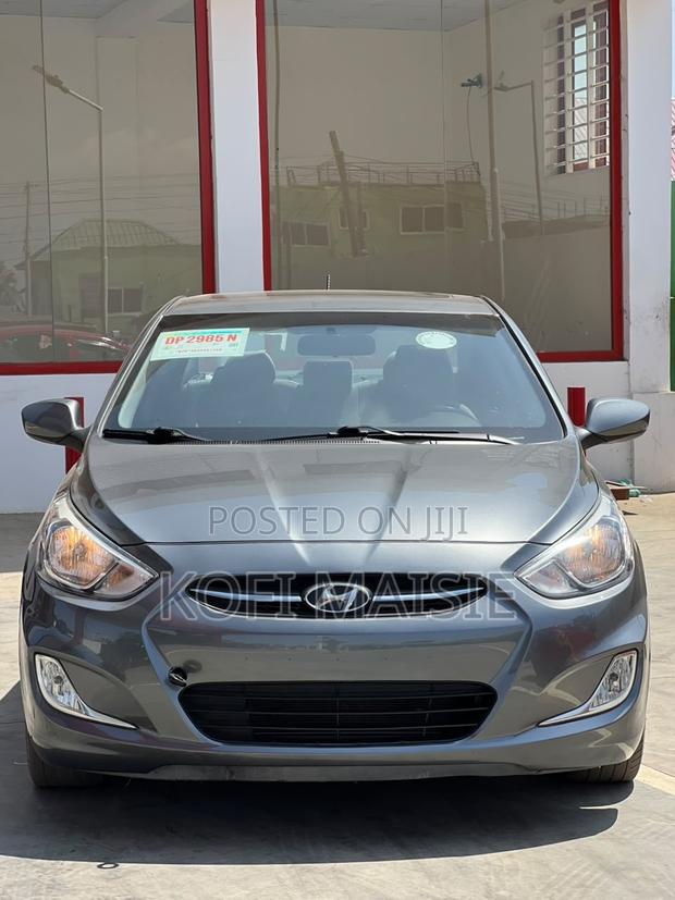 Hyundai Accent SE Sedan 2017 Silver