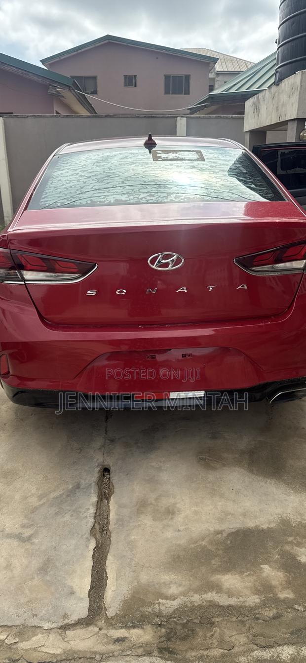 Hyundai Sonata 2019 Red