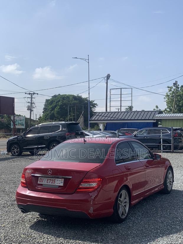 Mercedes-Benz C250 2014 Red
