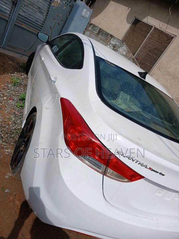 Hyundai Elantra 2015 White