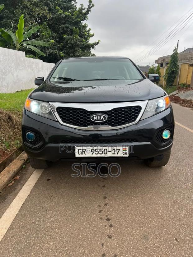 Kia Sorento 2011 Black
