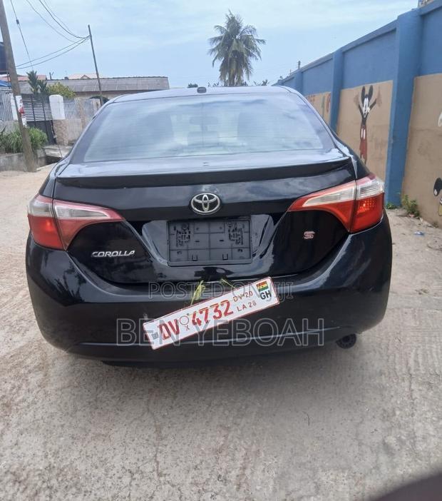 Toyota Corolla S 4dr Sedan (1.8L 4cyl CVT) 2015 Black