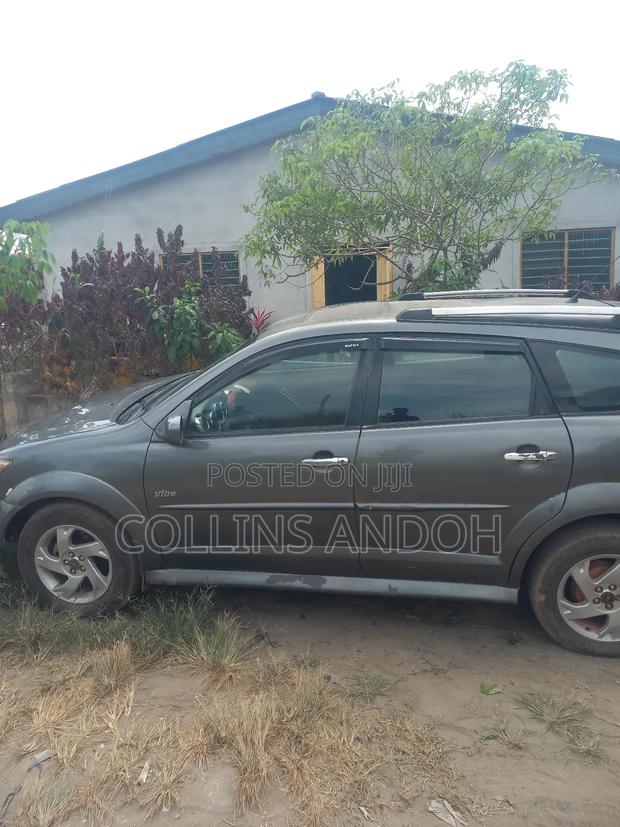 Pontiac Vibe 2008 Gray