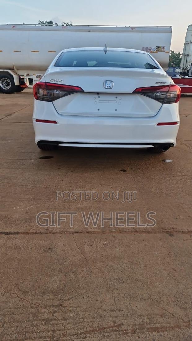 Honda Civic Sport 2022 White