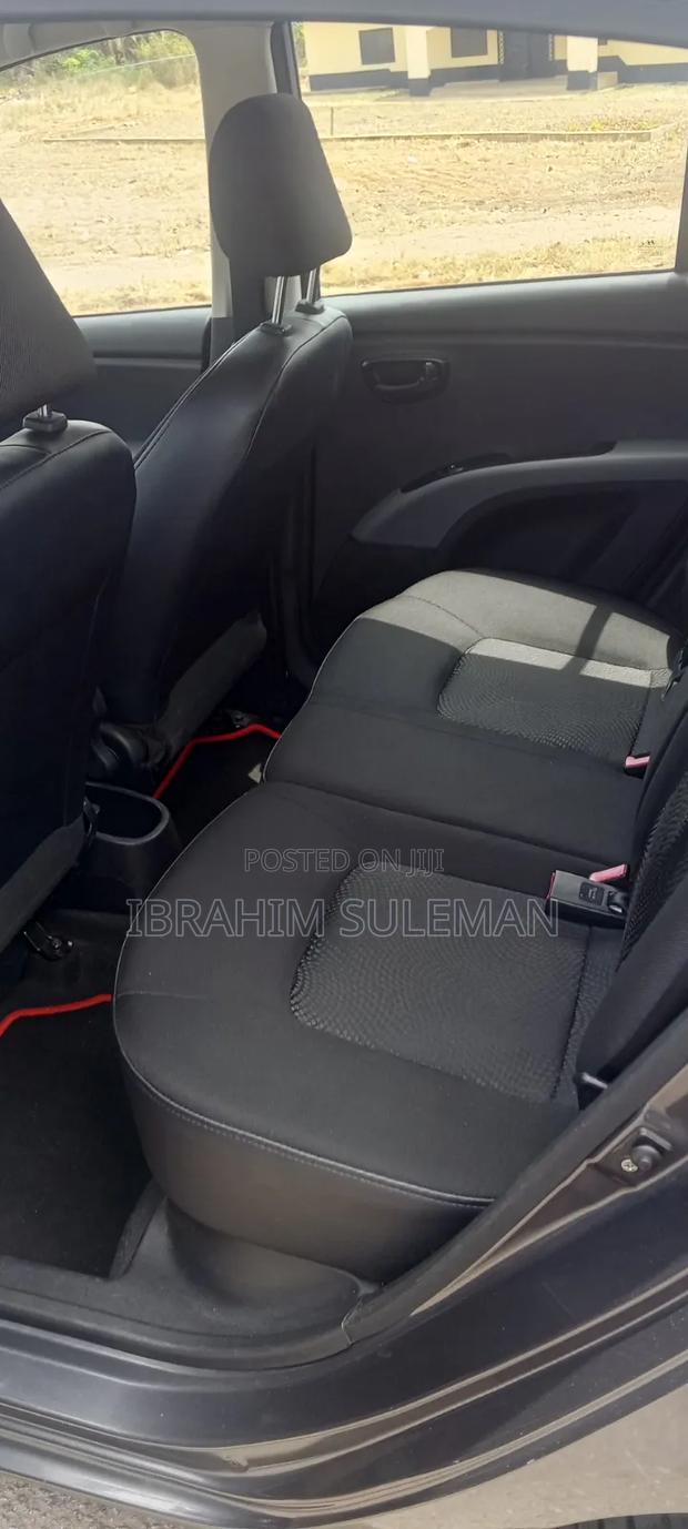 Hyundai I10 2010 Gray