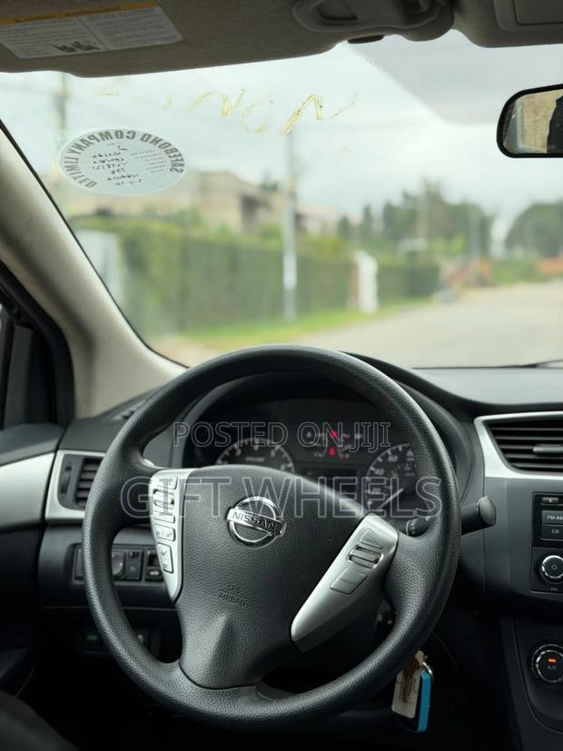 Nissan Sentra S 2016 Black