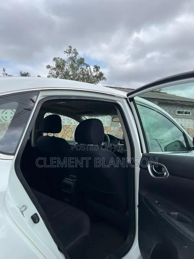 Nissan Santana 2016 White