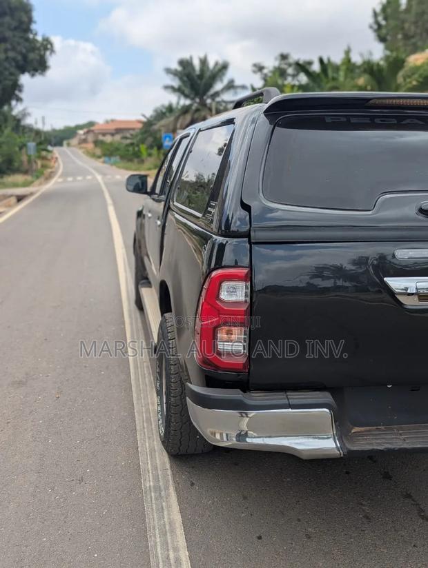 Toyota Hilux SR5 4x4 2013 Black