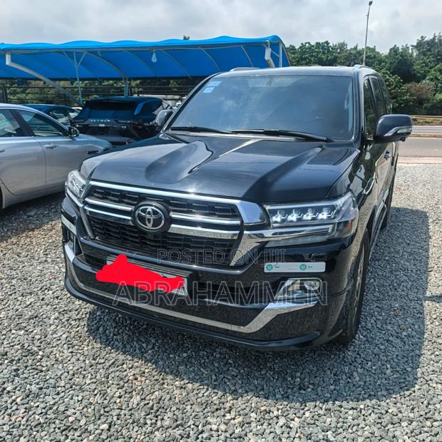 Toyota Land Cruiser 4.5 V8 GXR 2020 Black