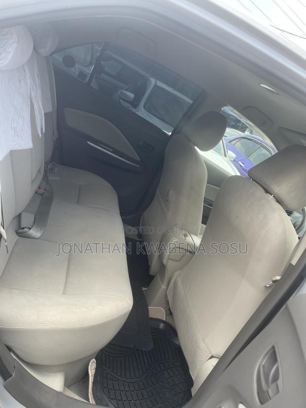 Toyota Belta 2012 Silver