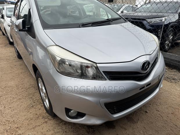 Toyota Vitz 2012