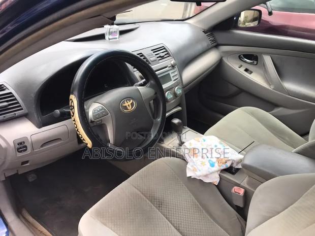 Toyota Camry 2012 Blue