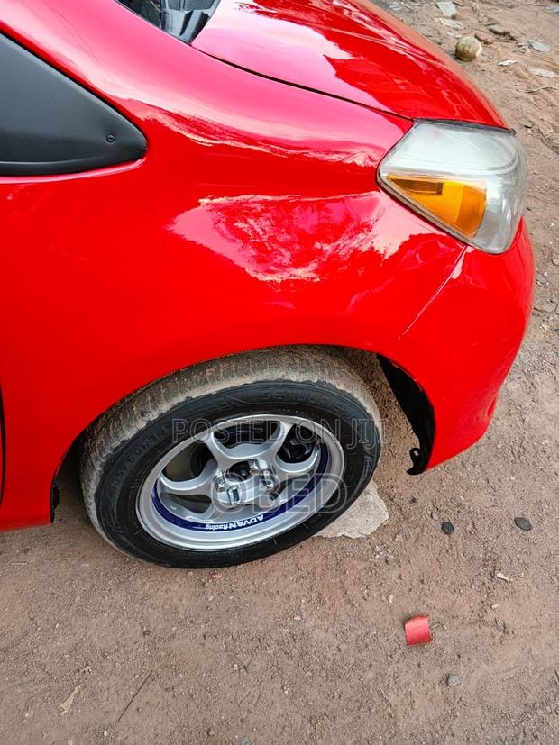 Toyota Yaris 2010 Red
