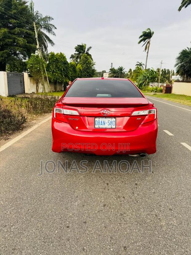 Toyota Camry SE 4dr Sedan (2.5L 4cyl 6A) 2014 Red