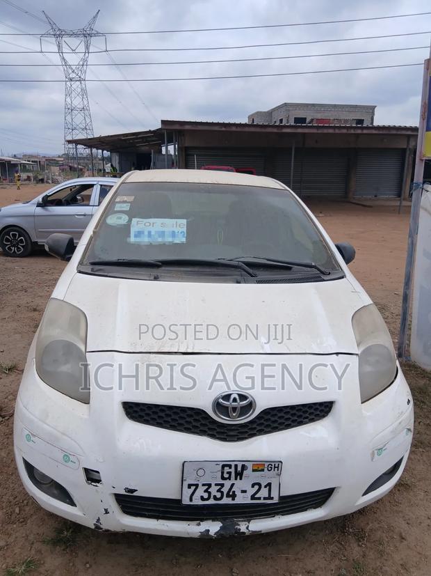 Toyota Vitz 1.0 FWD 3dr 2007 White