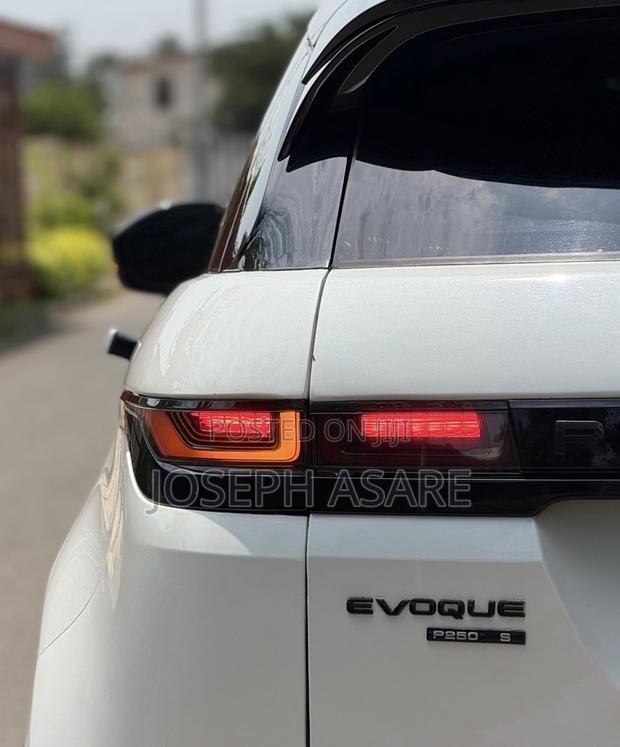 Land Rover Range Rover Evoque S 2022 White