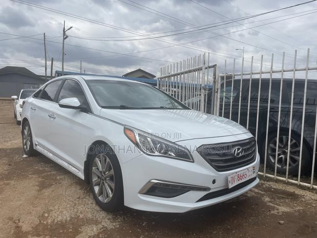 Hyundai Sonata Limited Sedan FWD (2.4L 4cyl 6A) 2017 White