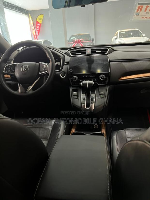 Honda CR-V Touring AWD 2018 Green
