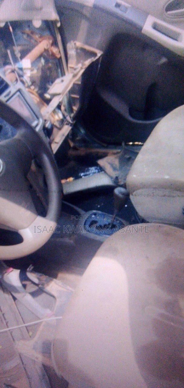 Toyota Vitz 1.0 FWD 3dr 2010 Green