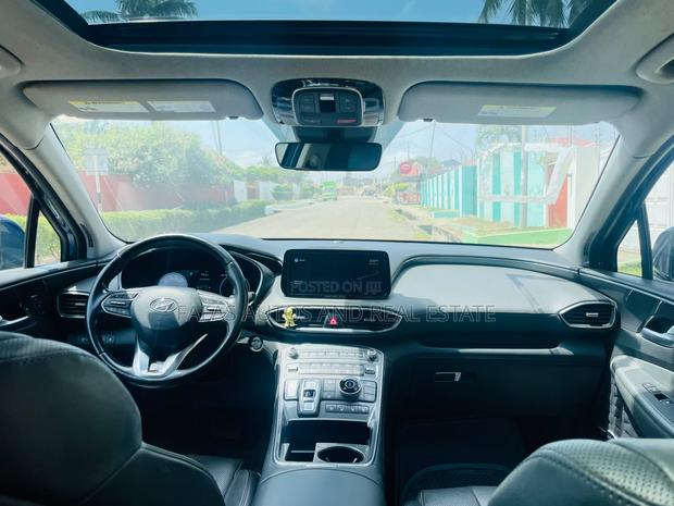 Hyundai Santa Fe SEL 2022 Blue