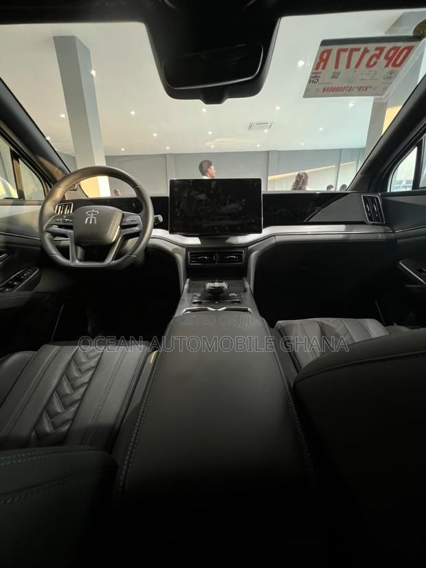 New BYD Song L DM-i 2025 White