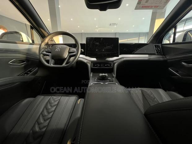 New BYD Song L DM-i 2025 White