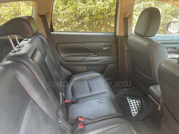Mitsubishi Outlander SEL FWD 2016 Black