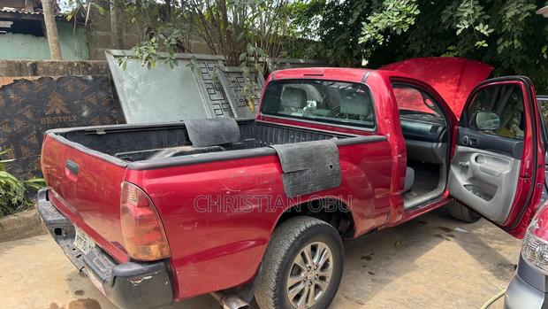 Toyota Tacoma 2006 Red
