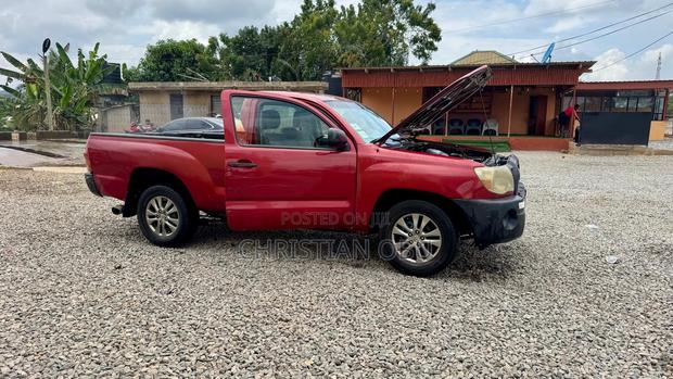 Toyota Tacoma 2006 Red