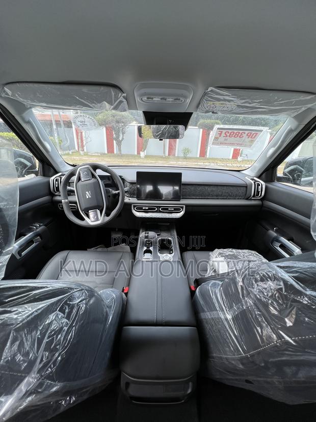 New Nissan Z9 2.3T Diesel 4WD 2025 Black