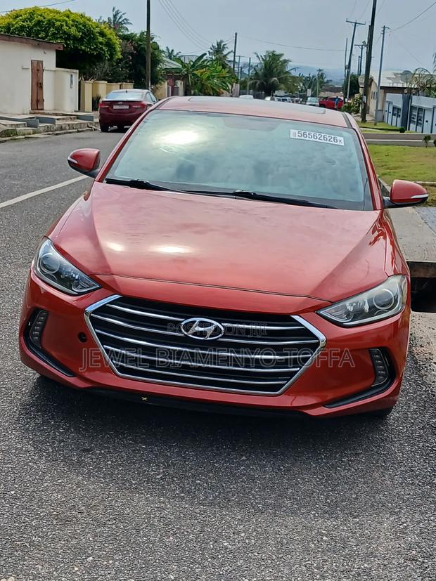 Hyundai Elantra ECO Sedan FWD (1.4L 4cyl 7A) 2017 Orange