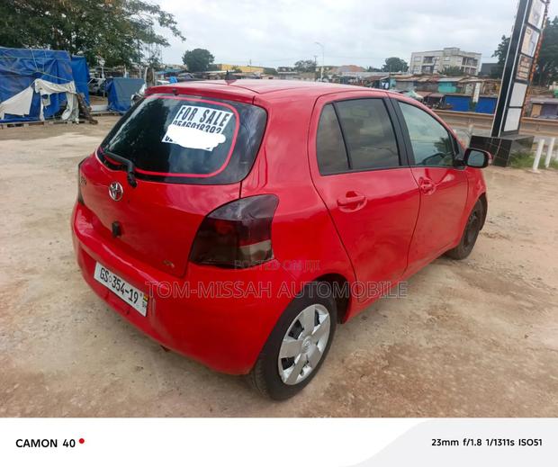 Toyota Vitz 1.3 AWD 3dr 2010 Red