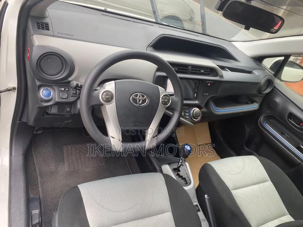 Toyota Aqua 2015 White