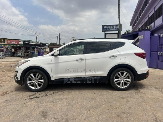 Hyundai Santa Fe 2013 White