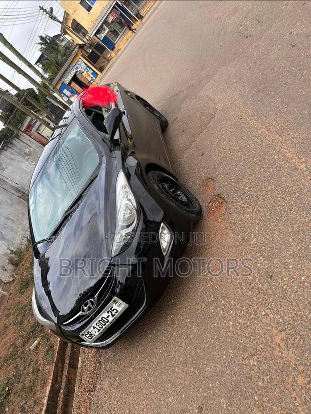 Hyundai Elantra SE 4dr Sedan (1.8L 4cyl 6A) 2015 Black