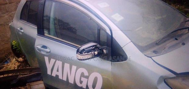 Toyota Vitz 1.0 FWD 3dr 2010 Green