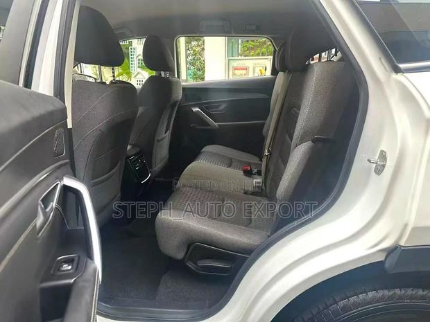 Jetour X70 Plus 2021 White