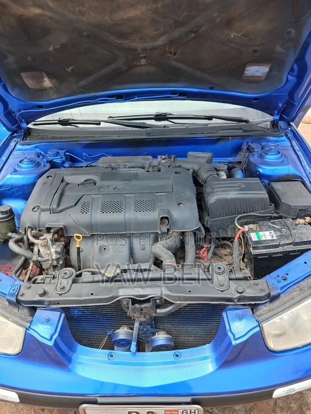 Hyundai Elantra 2003 Blue