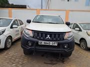 Mitsubishi L200 2017 White for sale
