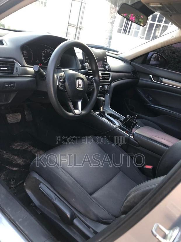 Honda HR-V 2022 Gray