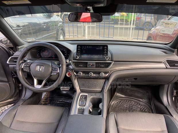 Honda Accord Sport (2.0L 4cyl Turbo 10A) 2019 Green