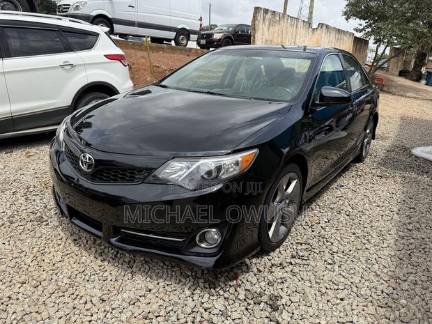 Toyota Camry 2014 Black