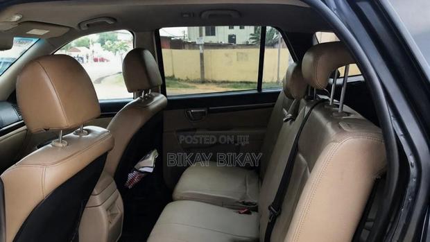 Hyundai Santa Fe 2010 Black