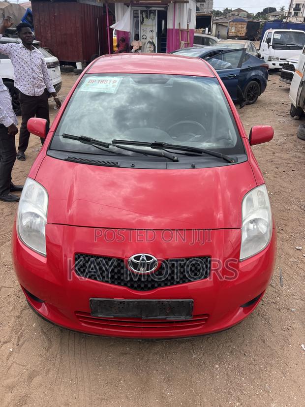 Toyota Yaris 1.5 2009 Red